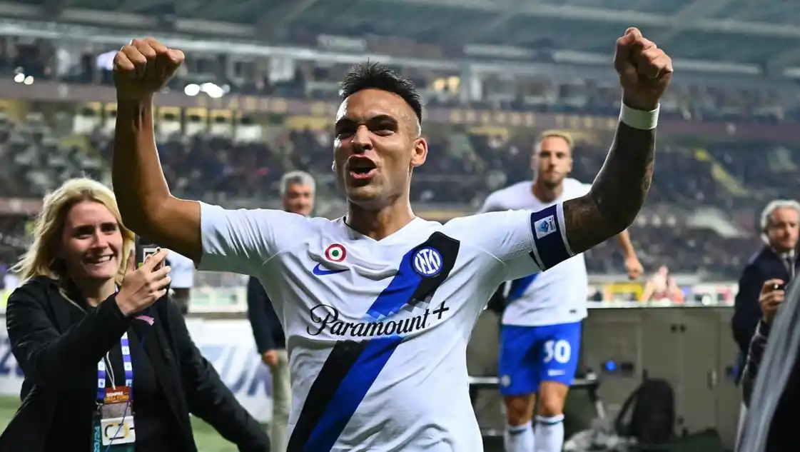 Con otro gol de Lautaro, Inter ganó, volvió a la cima