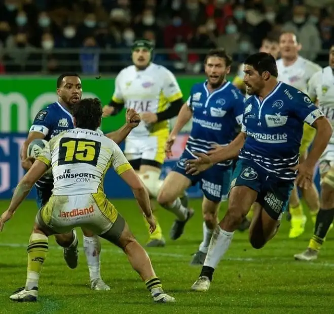 Bruni en acción ante Stade Montois.