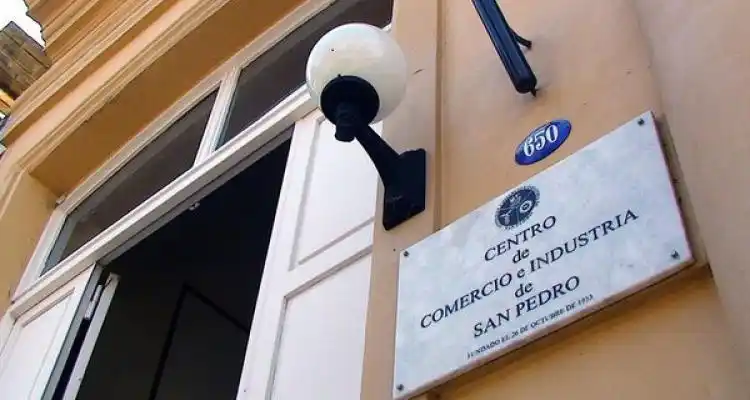 El Centro de Comercio recordó que los trabajadores no tienen la obligación de prestar servicio el 31 de enero