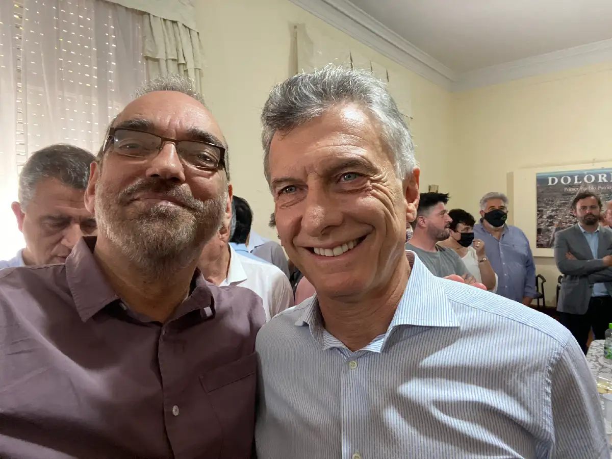 Macri de campaña a Córdoba luego de su paso por los tribunales de Dolores