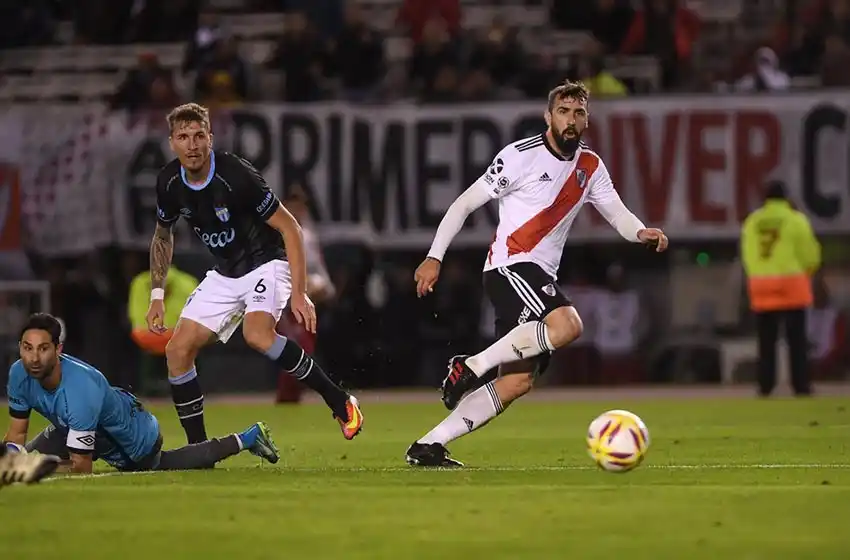 River goleó a Atlético Tucumán pero quedó eliminado