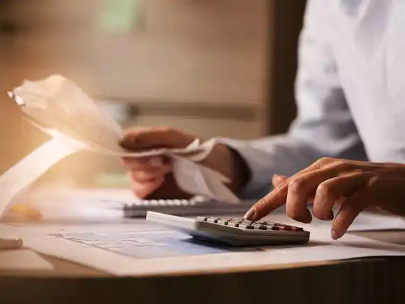 Los argentinos pueden pagar hasta 49 tributos distintos en un año