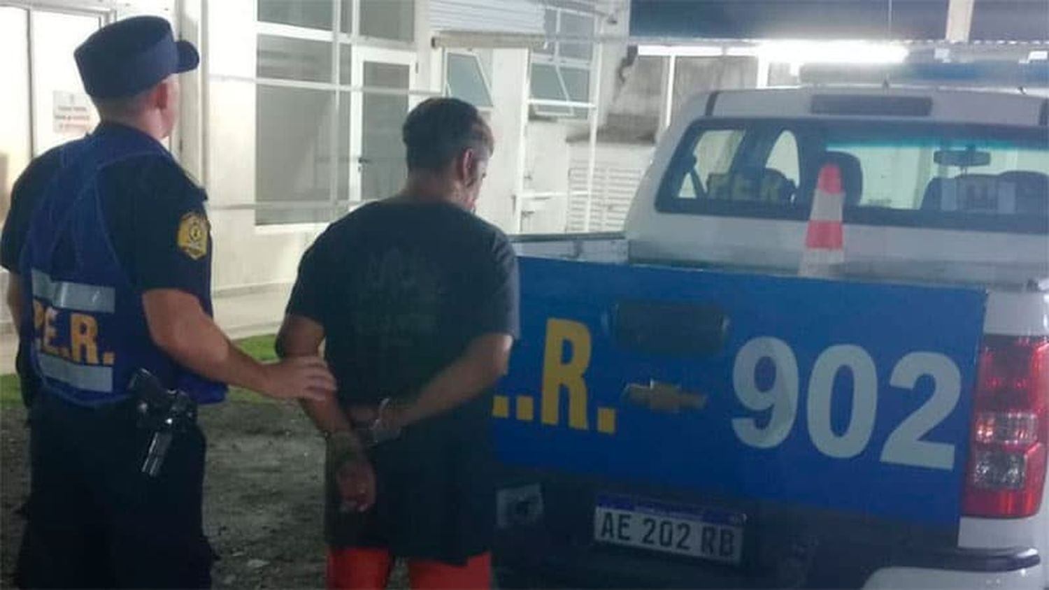 Sujeto agredió a su pareja y vecinos escucharon los gritos de la joven