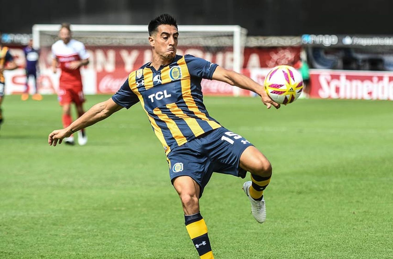 Cocca quiere recuperarlo: Camacho renovaría en Central