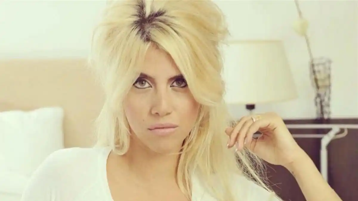 Wanda Nara respondió con los tapones de punta a los chats filtrados por Icardi