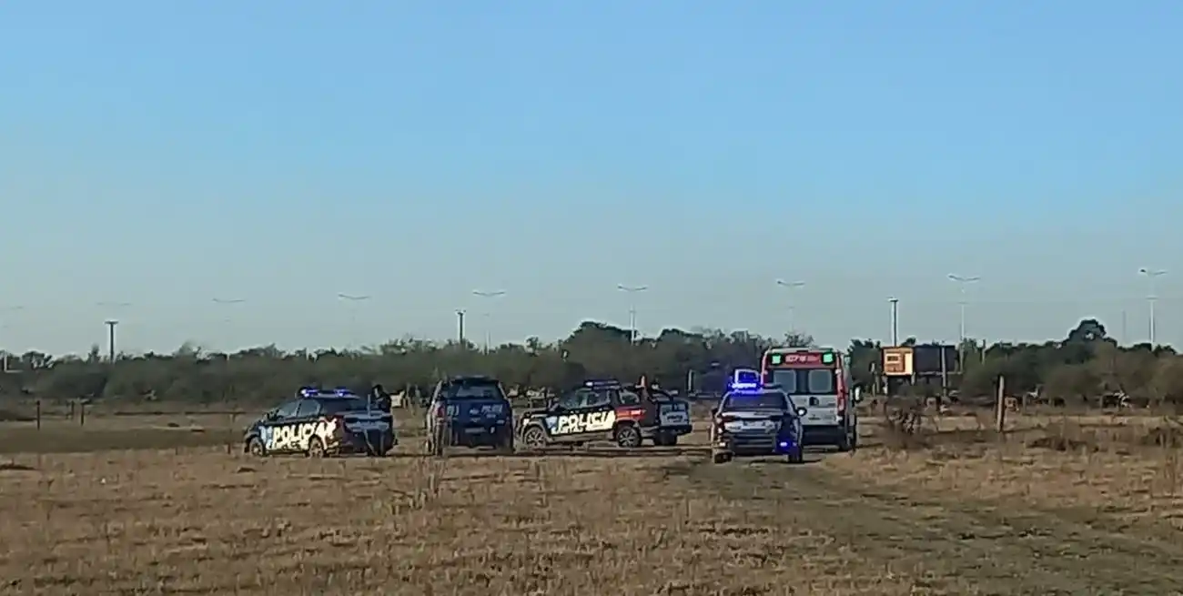 Horror y misterio: hallaron un cuerpo en el río Salado, cerca del relleno sanitario de Santa Fe