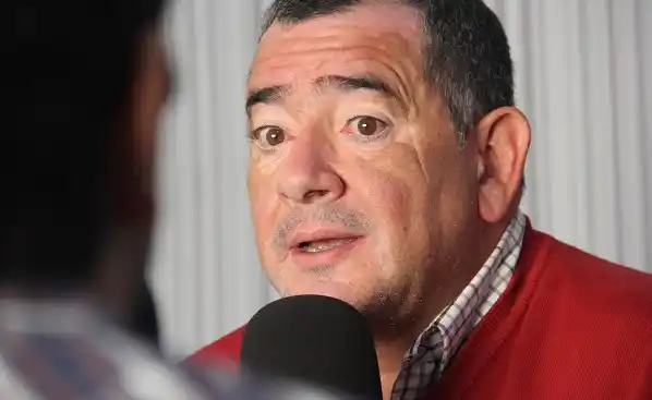 Fuerte crítica de Gustavo Vela al concejal Pablo Echandi: “Que se ponga a trabajar”
