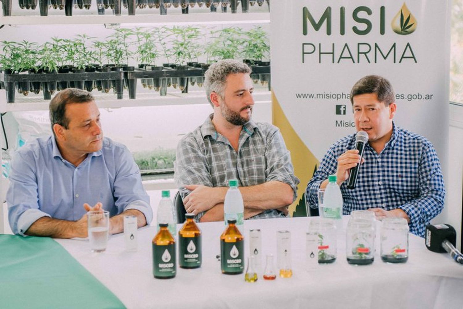 MisioPharma: Primera entrega de aceites de cannabis medicinal a Salud Pública