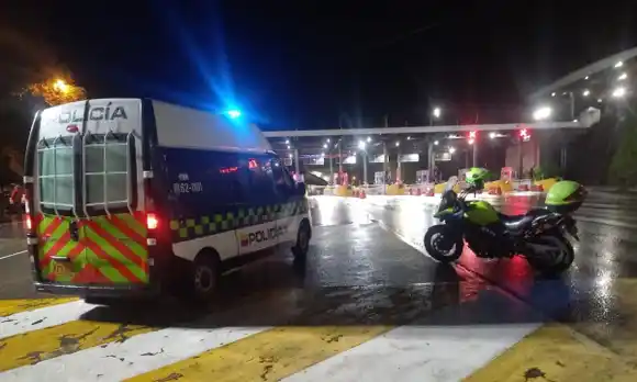 Atentados a peajes en el Meta