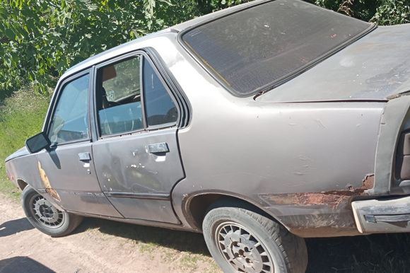 Encontraron abandonado un auto robado el domingo