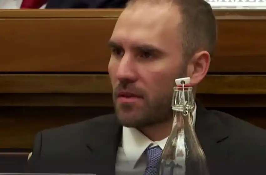 Guzman: "El FMI es responsable por la crisis de deuda y económica que el país vive hoy"