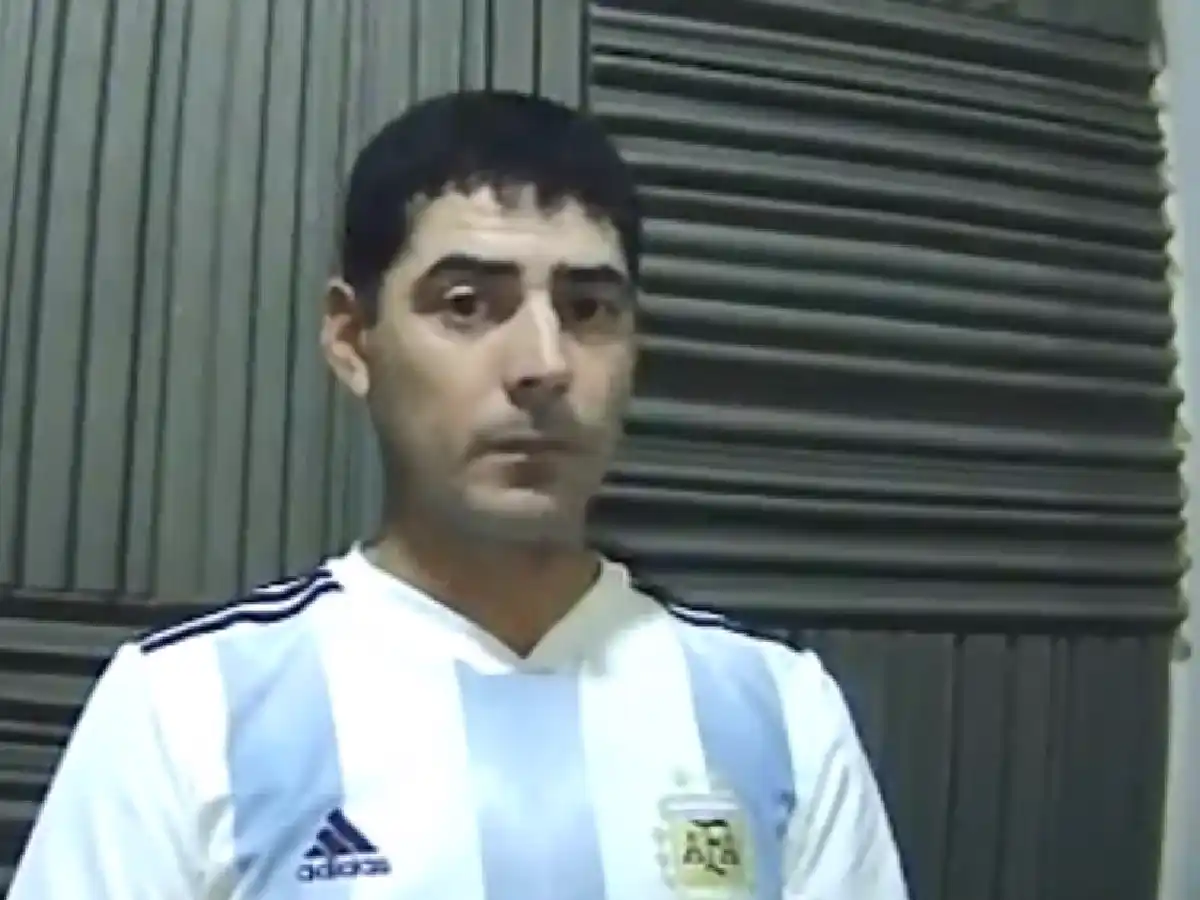 Encontró un maletín con 500 mil dólares, lo devolvió y no aceptó recompensa 