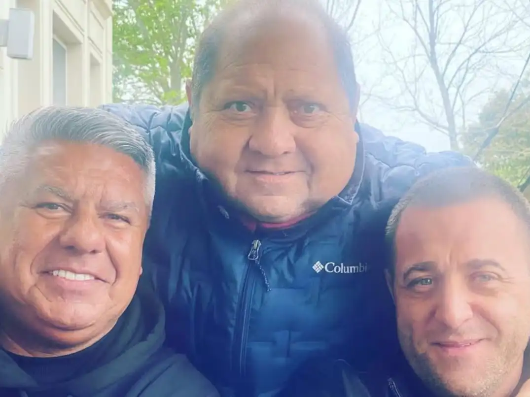 Marín (en el medio) junto a Tapia y Toviggino (Foto: IG/@pipo_marin).