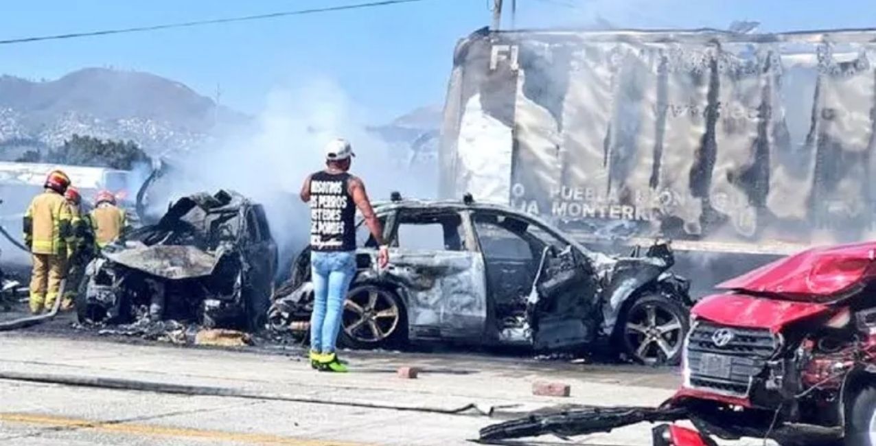 Múltiple choque en México: al menos 19 muertos