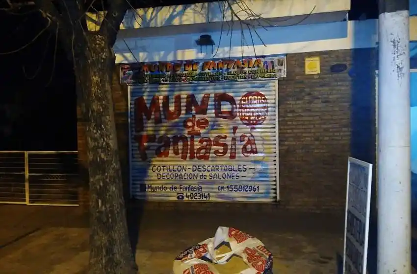 Video: balearon el negocio y la casa de un sindicalista