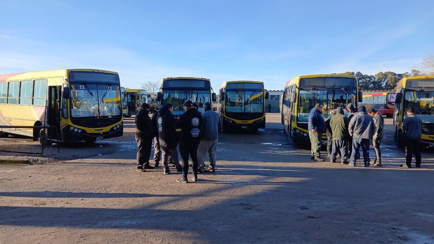 Sin colectivos por una medida de fuerza