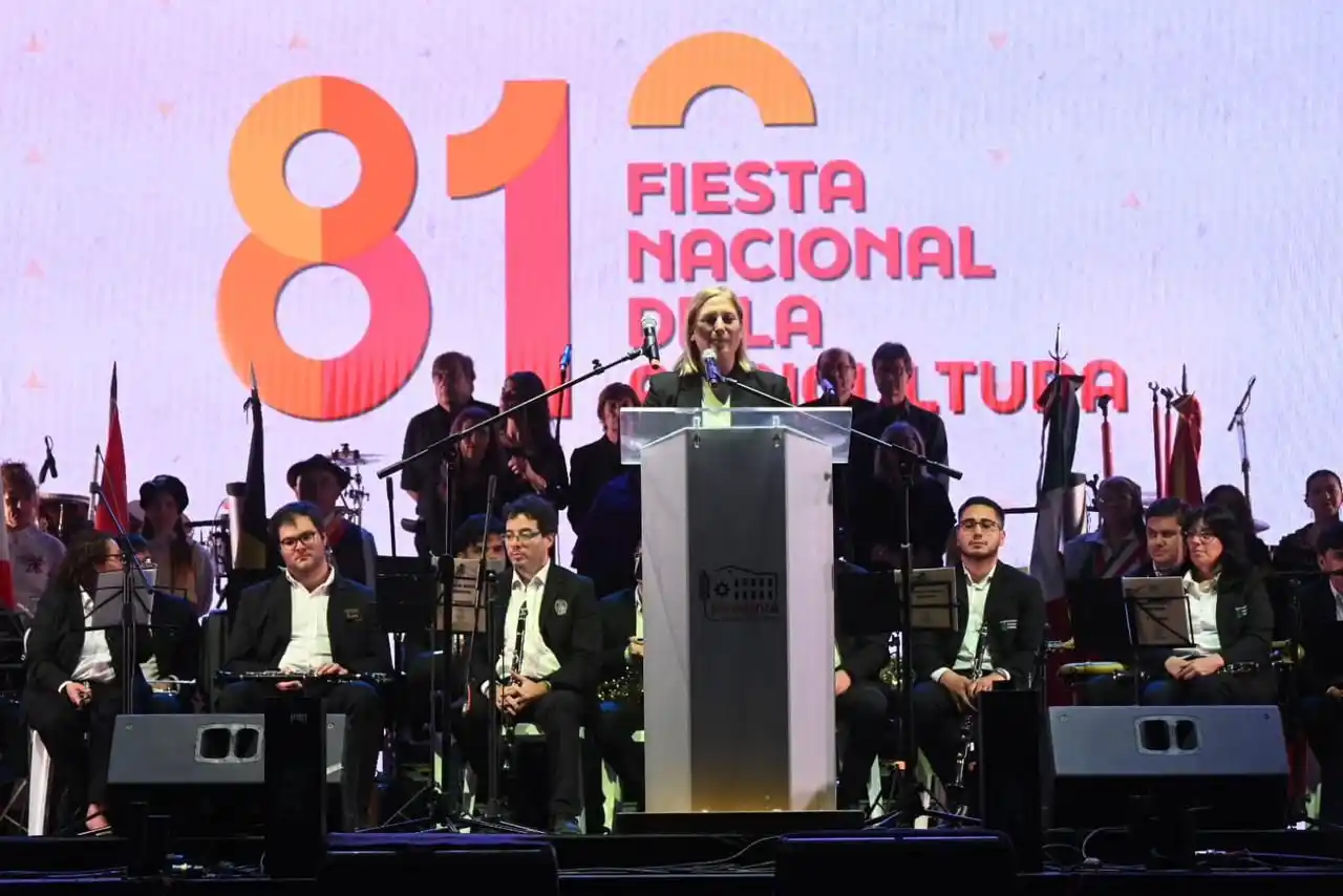El momento del discurso oficial.