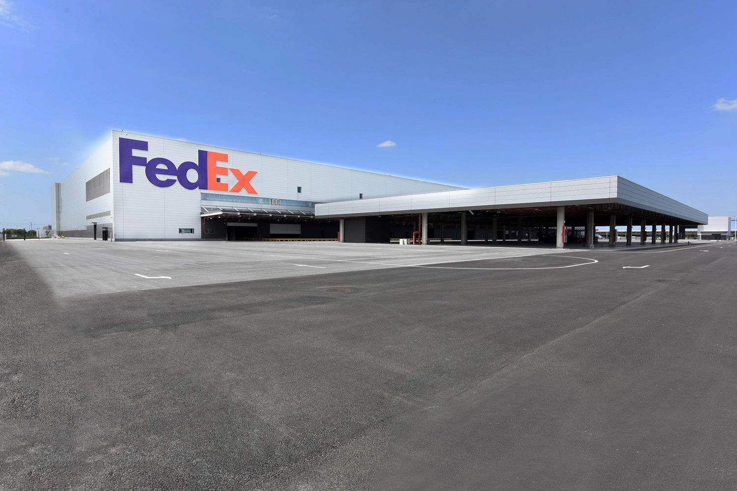 FedEx inauguró su nuevo hub de cargas en Shanghai