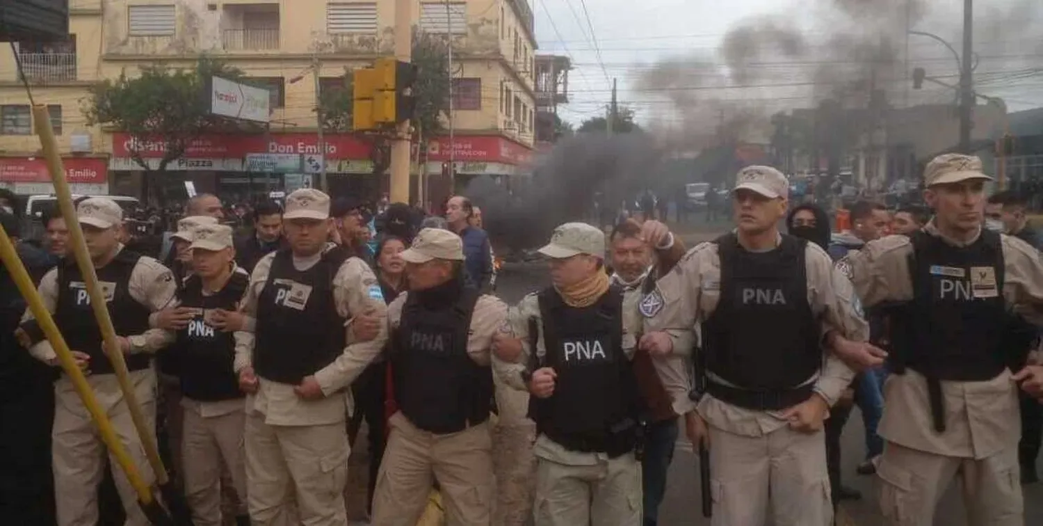 Crece la tensión en Misiones.