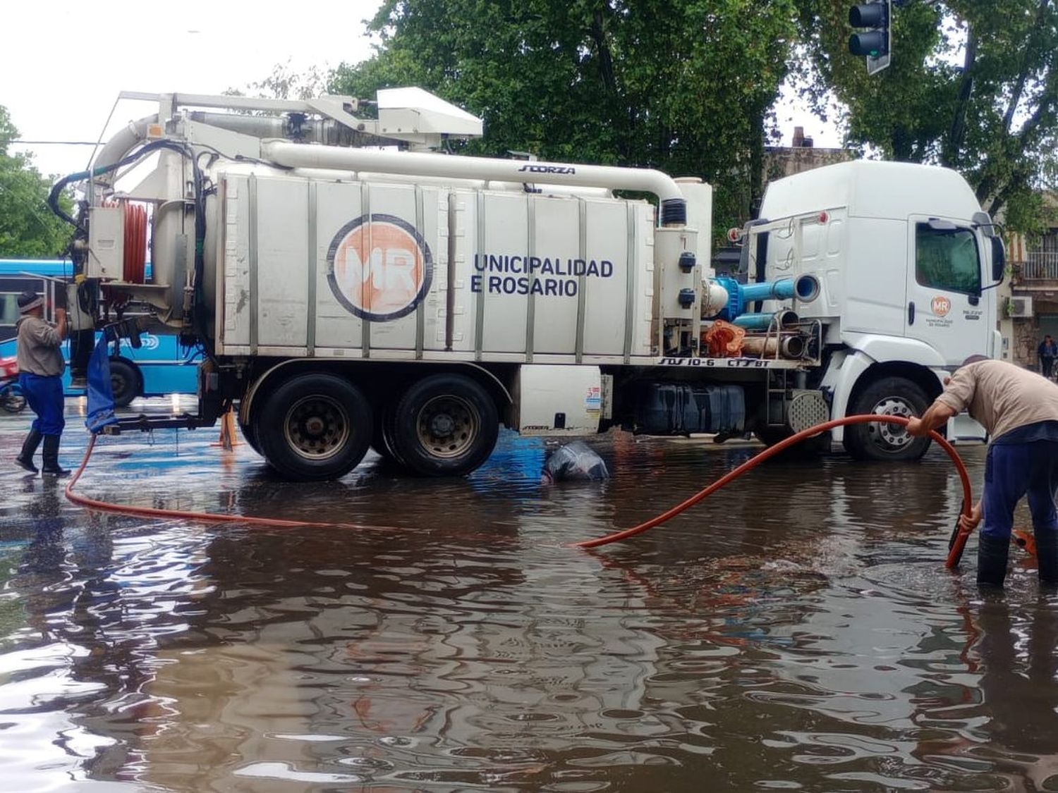 Tras el cese del alerta meteorológico, la Municipalidad refuerza los trabajos de limpieza