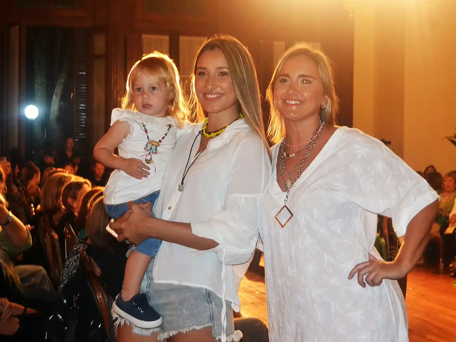 Primer desfile de moda “La Pasarela del Club”