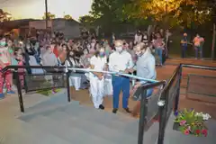 Enrique Carbó inauguró su "HOSPITALITO"