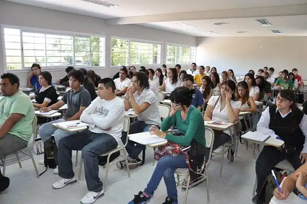 El Ateneo Gualeguaychú abrió una nueva inscripción para el CBC en la ciudad 