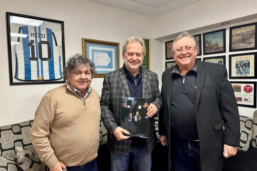 Mirabella: Reconocimiento a Los Palmeras por su trayectoria y por transmitir la identidad Cultural Santafesina.