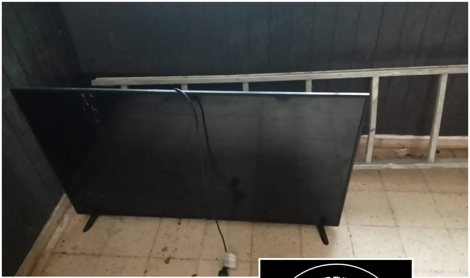 El televisor recuperado en la tarde del lunes.