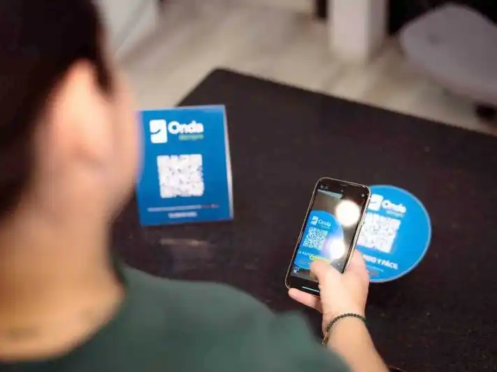 Están vigentes beneficios para usuarios y 
comercios que utilicen la billetera digital Onda