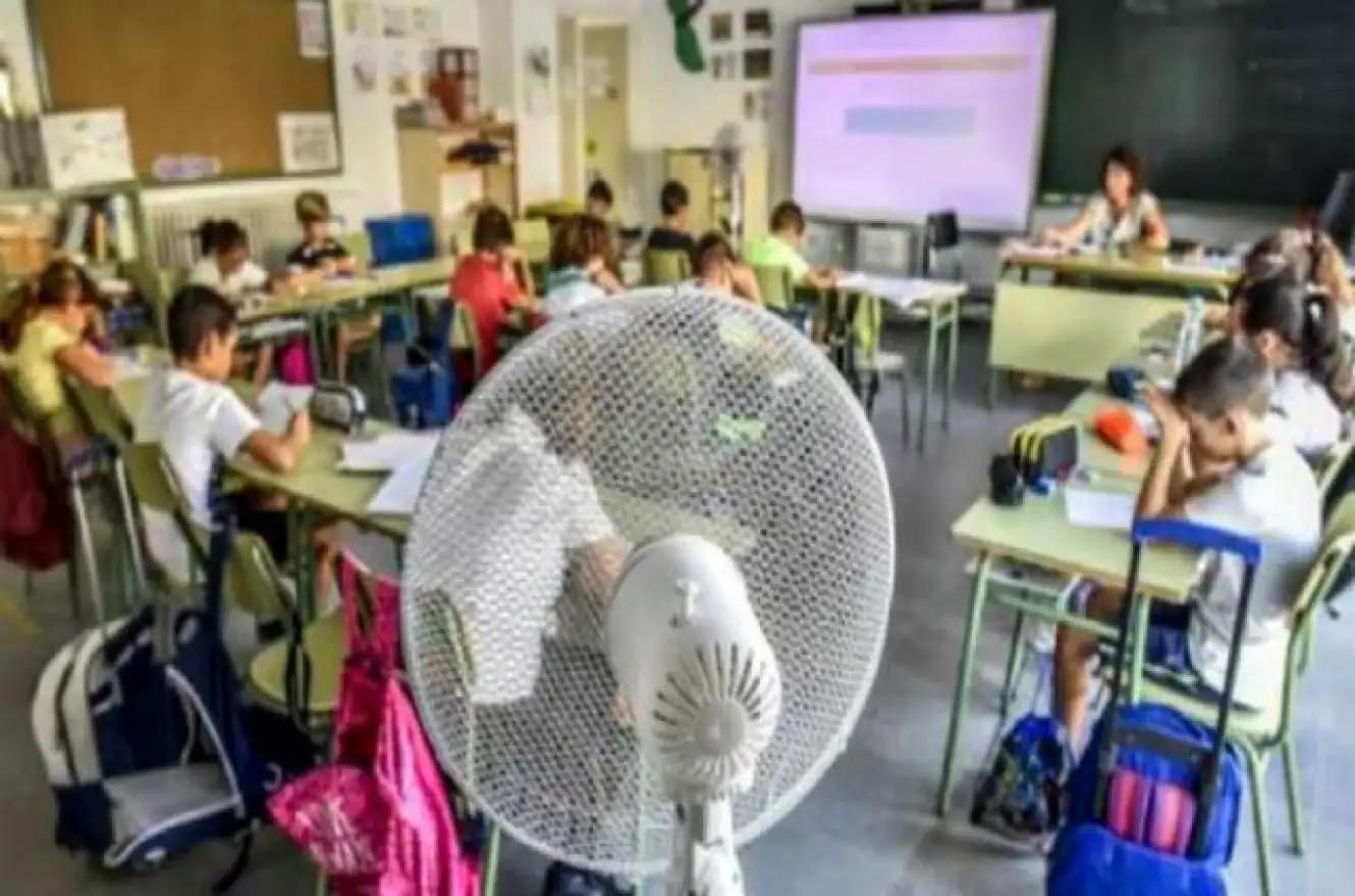 Perczyk y la ola de calor: “Hay que ir a la escuela y dar clases en el patio o ventilar”
