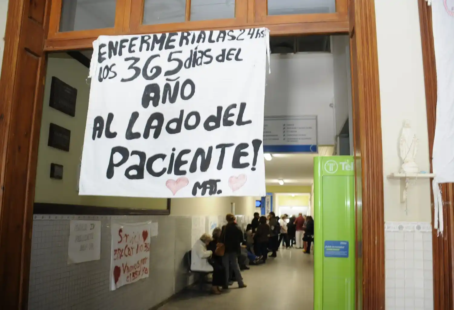 Los enfermeros paran hoy por 24 horas y se agudiza el conflicto