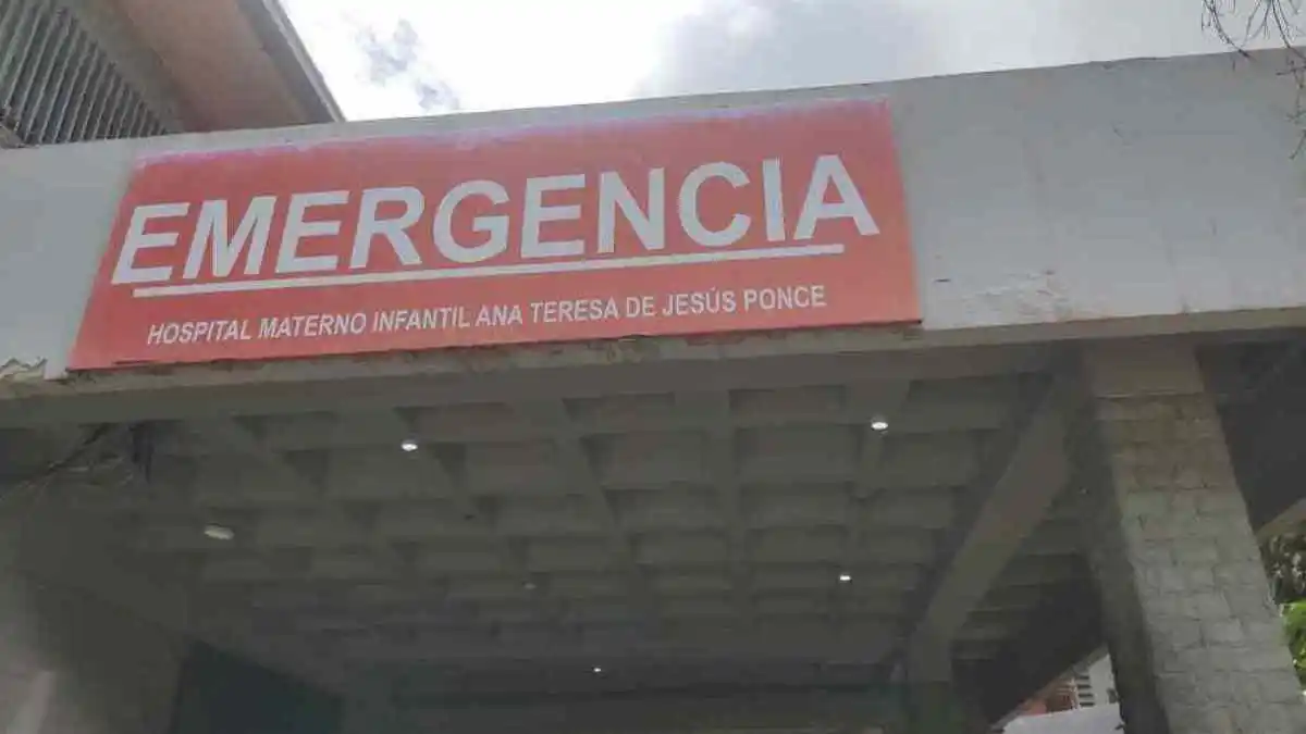 ESTÁ HOSPITALIZADA: Estudiante de 13 años solo supo que estaba embarazada tras una riña con una compañera