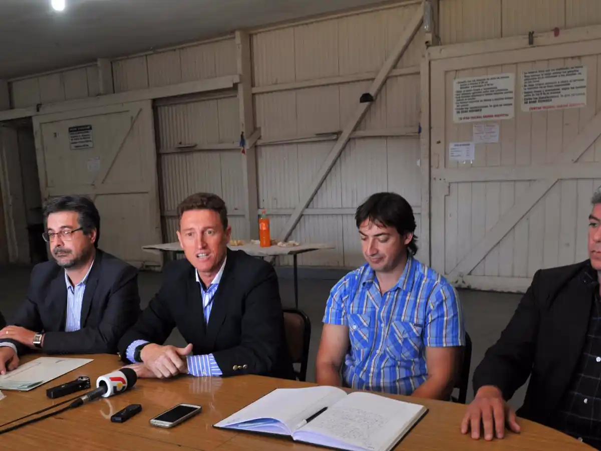 Barrio Hospital continuará la obra de gas natural tras recibir aporte económico