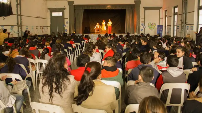 Vejez: Tercera Edad trabaja con alumnos de 5° y 6° grado 