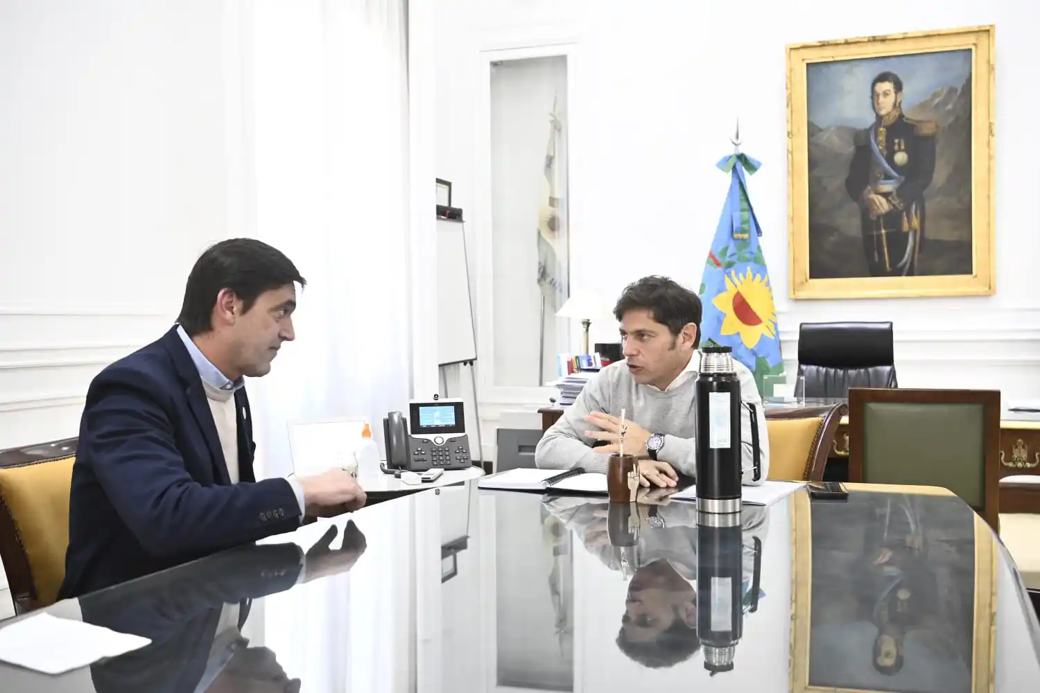 Iparraguirre se reunió con Kicillof, y revisaron las gestiones que se están desarrollando en Tandil