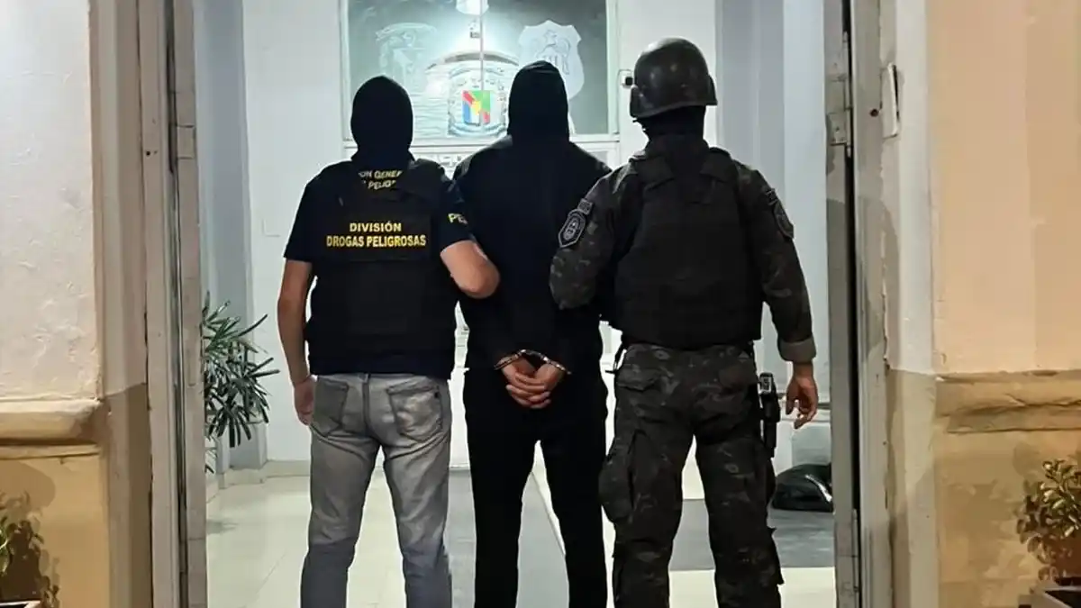 Allanaron una vivienda y secuestraron cocaína: hay un detenido