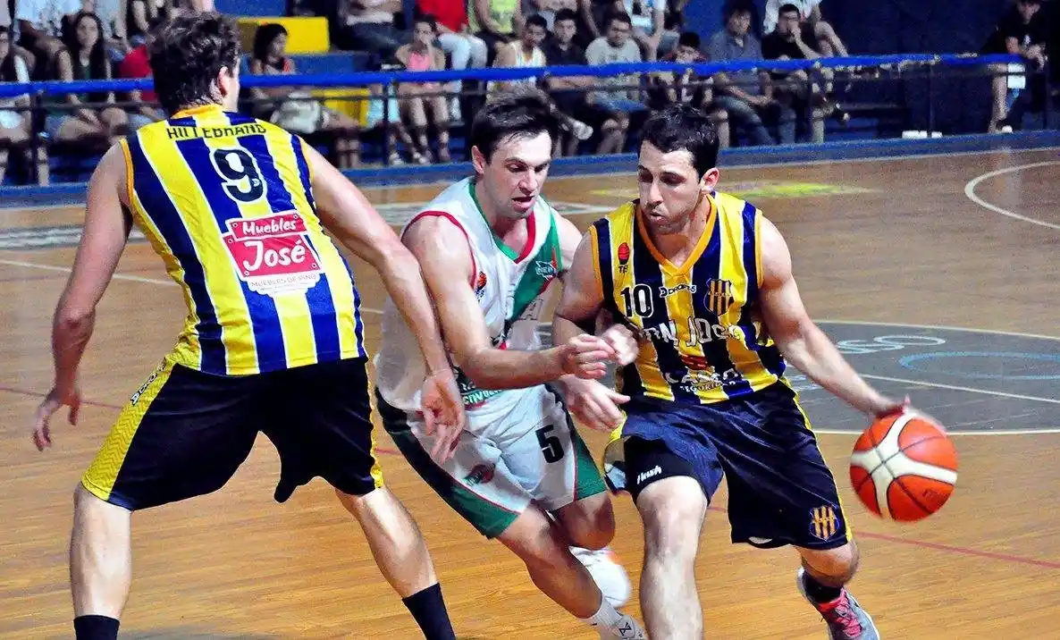 Neptunia tropezó en San José y no pudo avanzar en la tabla