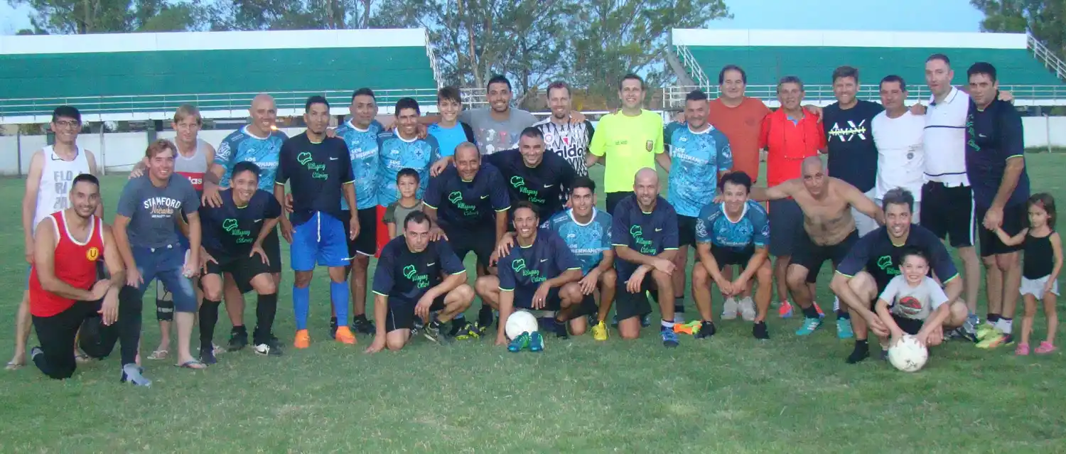 El reencuentro de las grandes glorias de Universitario de Libertador San Martín