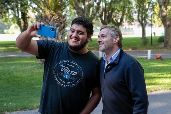 Universidad Nacional de Pilar comenzó a dictar clases: "Es emocionante ver las aulas llenas de entusiasmo", dijo Achával