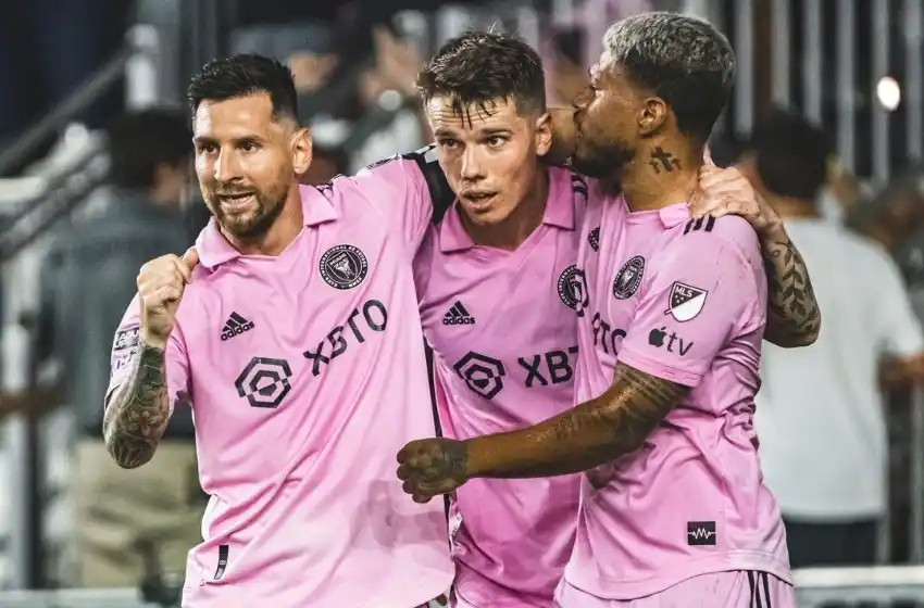 Con un gol de Messi, Inter Miami venció 4-0 a Charlotte FC y se clasificó a las semifinales