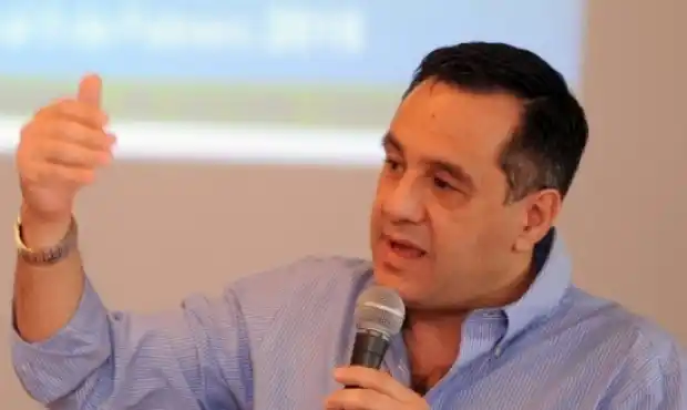 Finocchiaro solicitó reflexión: “Que levanten el paro y sigamos negociando"