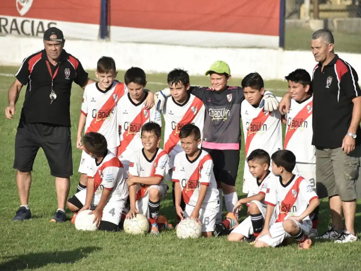 Jugaron en Clucellas