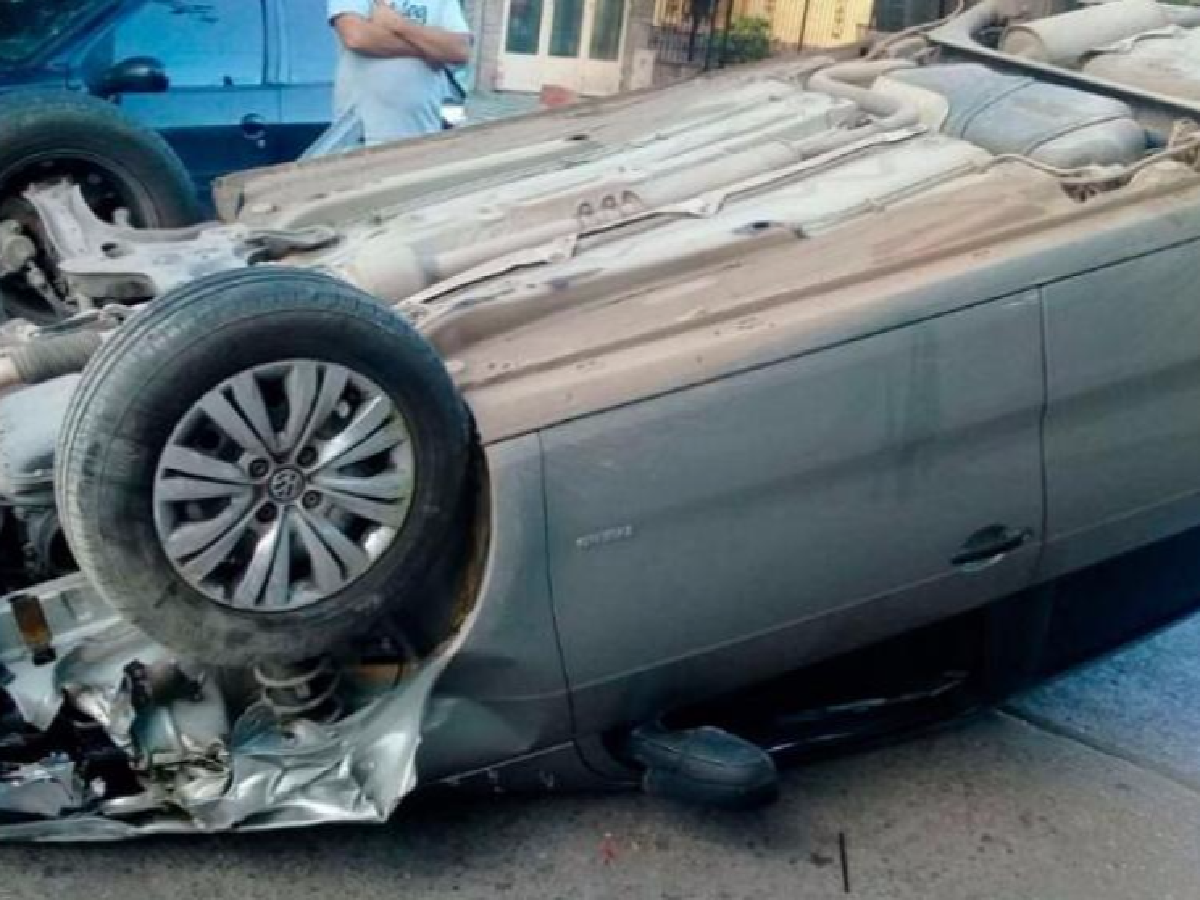 Sancionan a jefes policiales por escándalos en un boliche