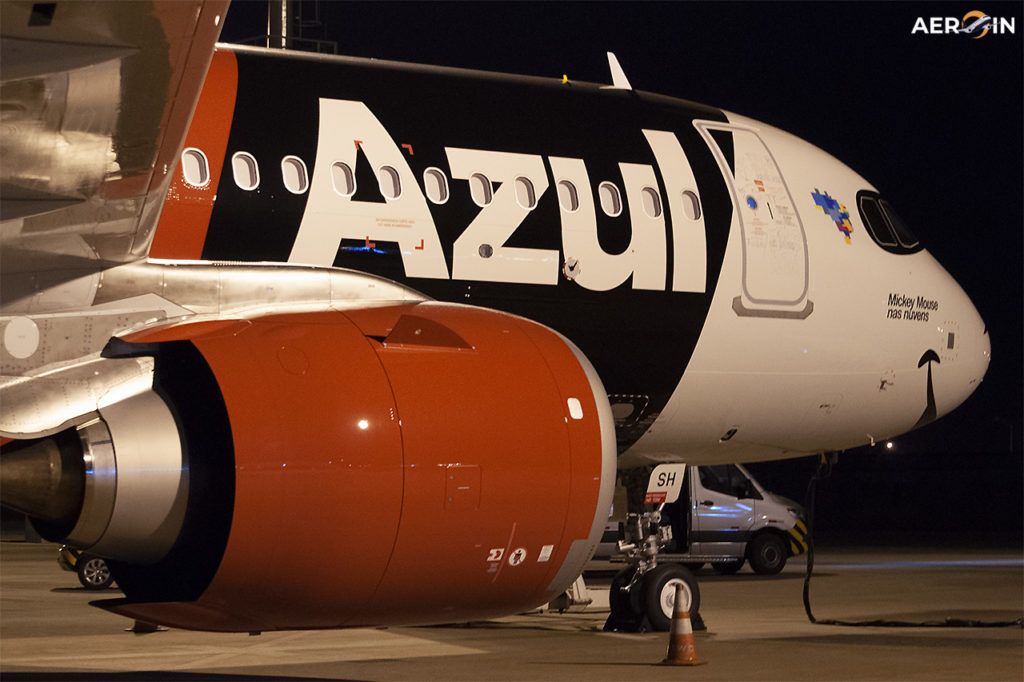 El A320neo de Azul con livery de Mickey Mouse comenzó a operar comercialmente