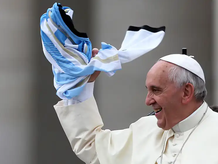 A pocos días de cumplirse un año de la muerte del Papa argentino, se estrenó en Italia un documental filmado en Argentina en 2024.