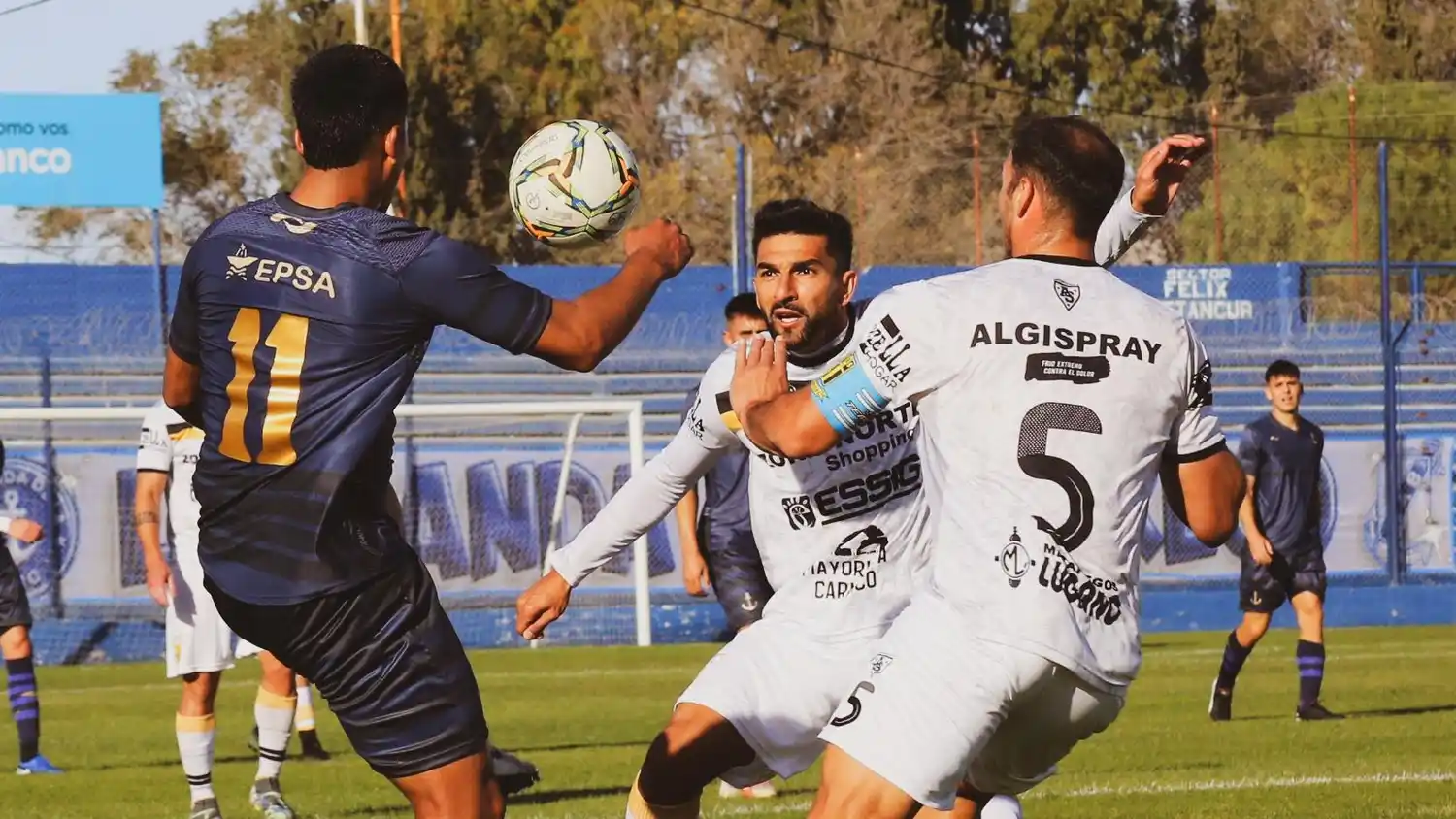 Igartúa (5), baja de peso en Santamarina.