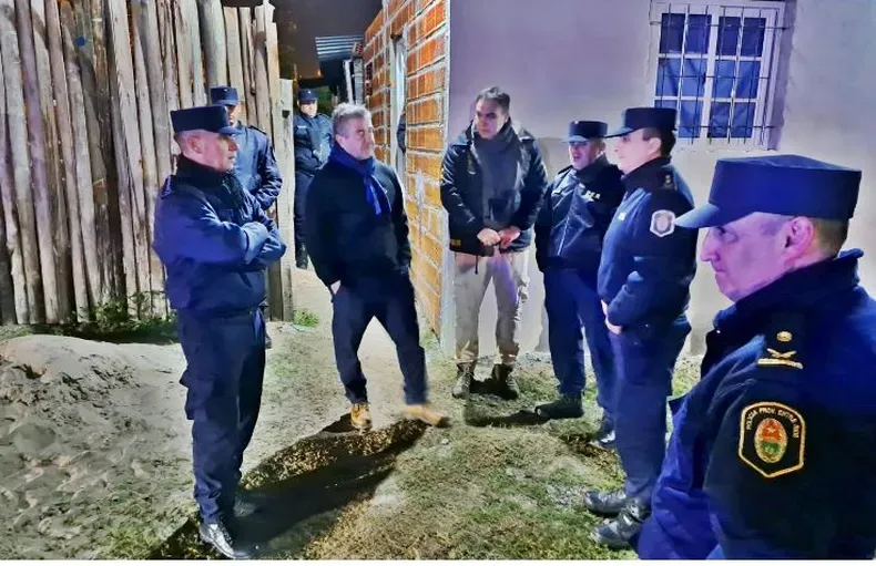Nueve detenidos y secuestro de droga en once allanamientos
