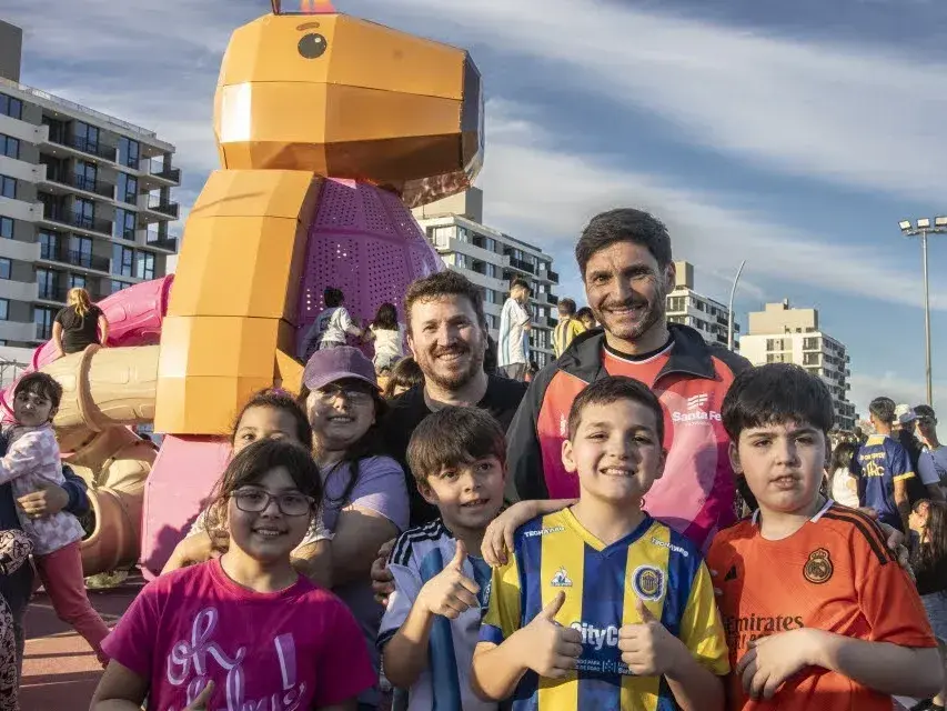 El Gobernador Pullaro inauguró junto a otra autoridades, la Villa Suramericana en Rosario de cara a los Juegos 2026. Foto: Prensa Juegos Suramericanos