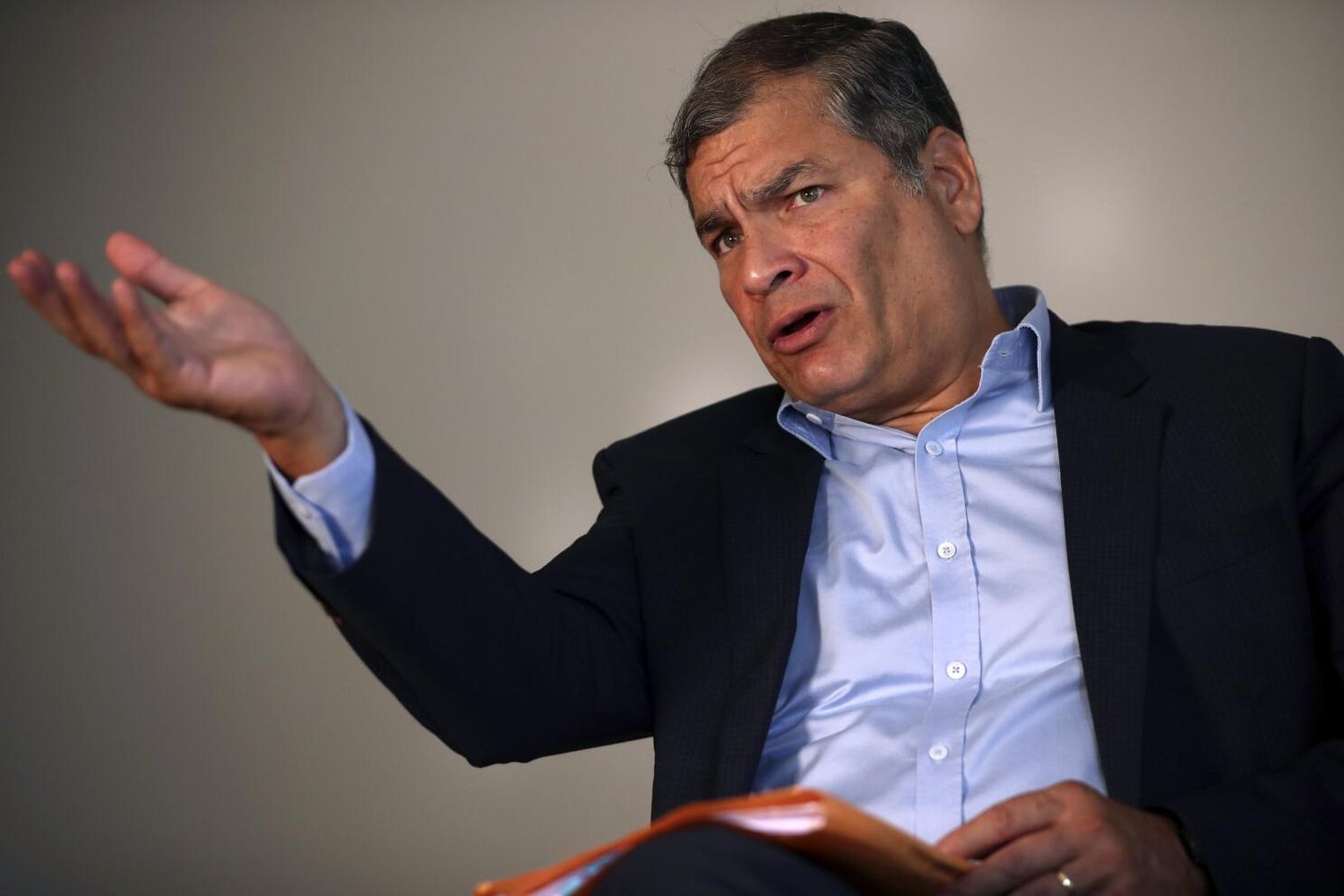 Tremenda pelea entre Rafael Correa y periodistas de la FM (Video)